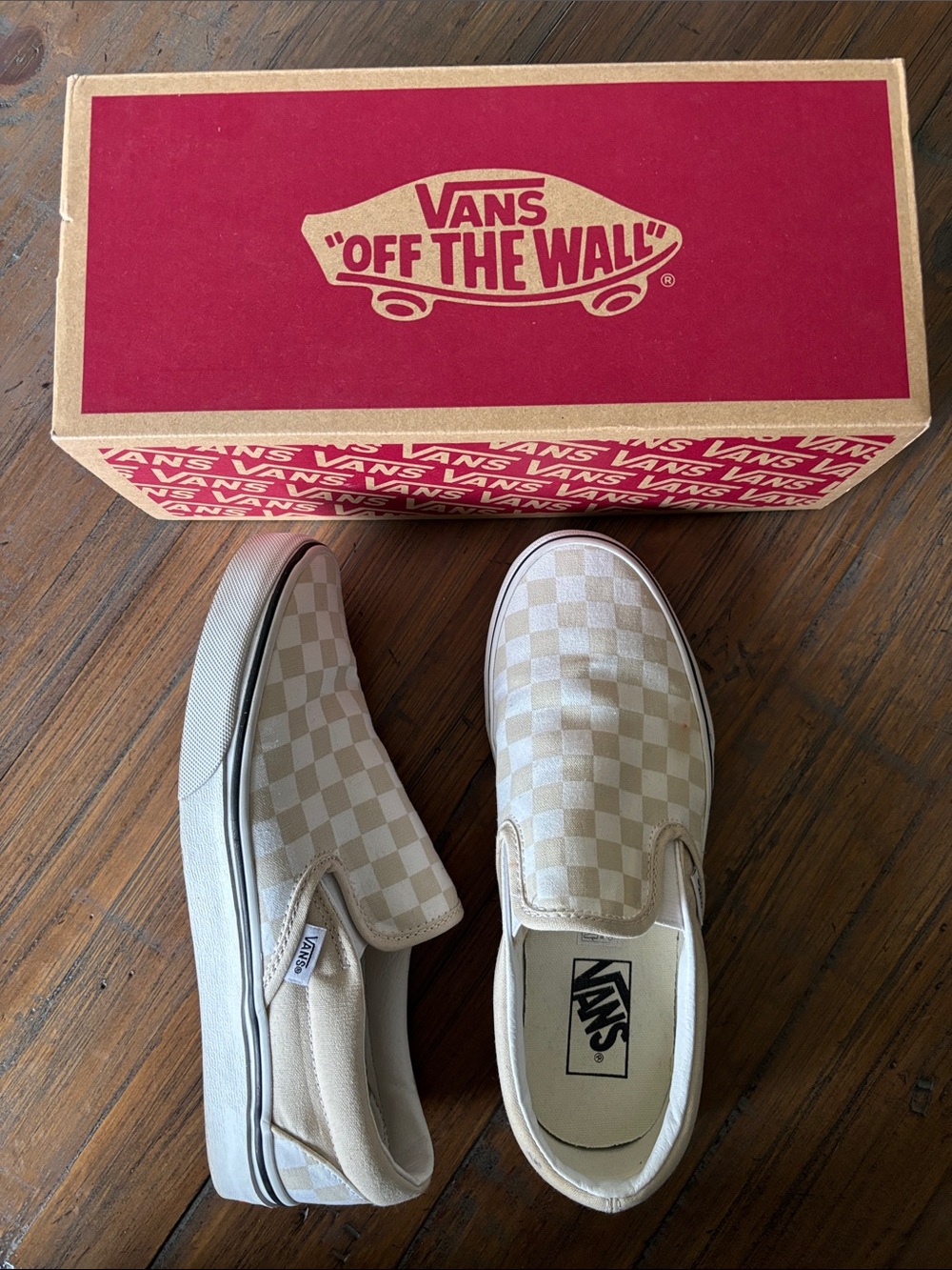 Vans size 9 Classic Slip on Checkerboard tan and white shoes with original box